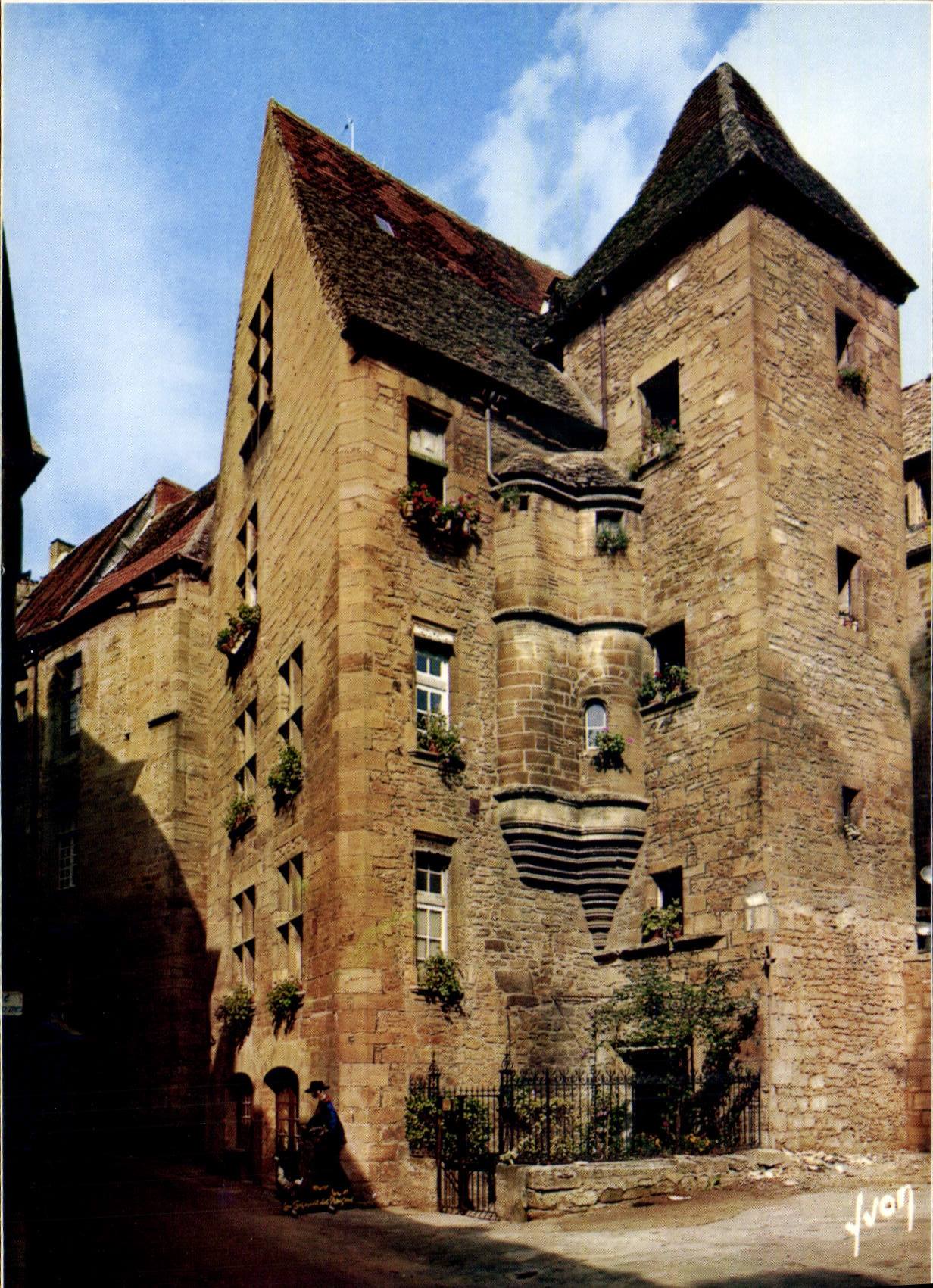CPSM Couleurs et Lumiere de France En Perigord Pays des truffes et des Chateaux Sarlat Dordogne Anci