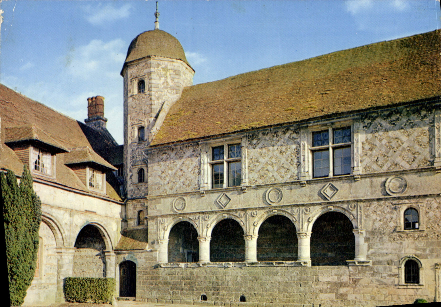 CPSM Environs de Dieppe Le Manoir d'ango du nom de l'armateur