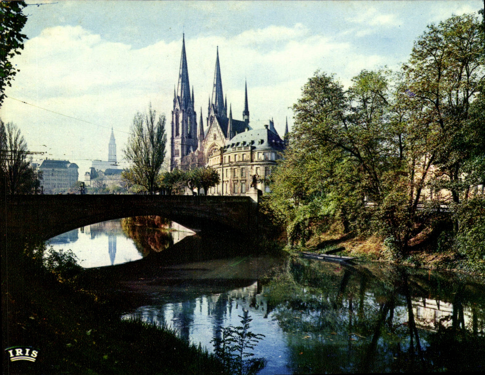 CPSM Strasbourg Bas Rhin Eglise Saint Paul et Cathedrale Die Sankt Paulskirche 