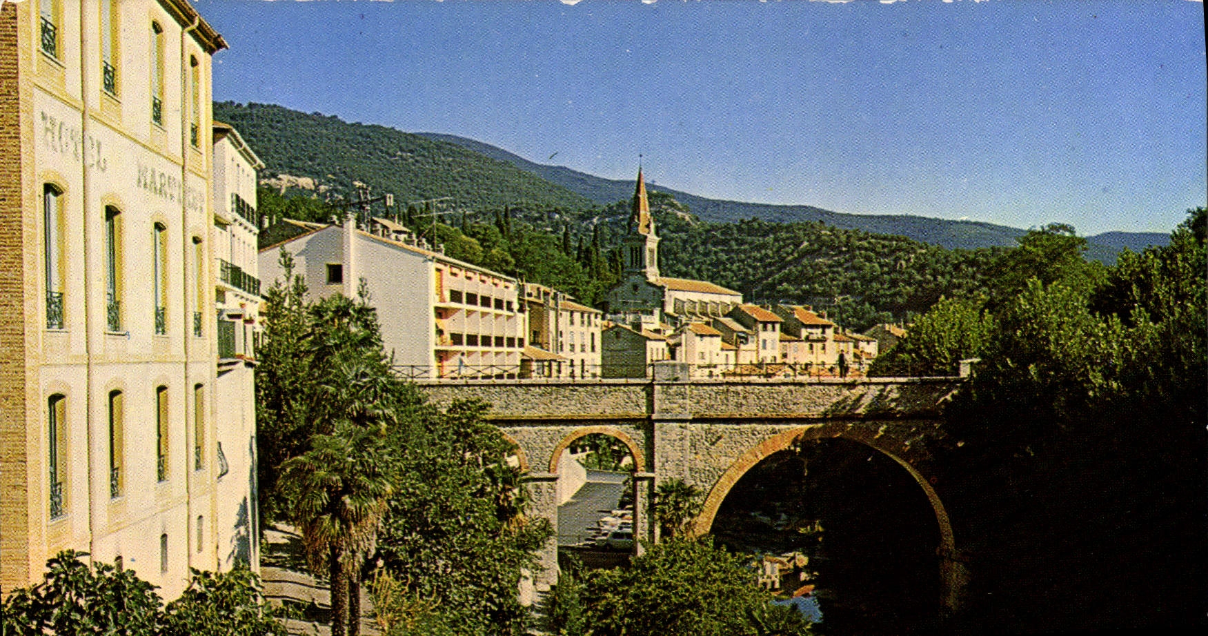 CPSM Amelie les Bains P O Perle des Pyrenees Vue sur le Mondony