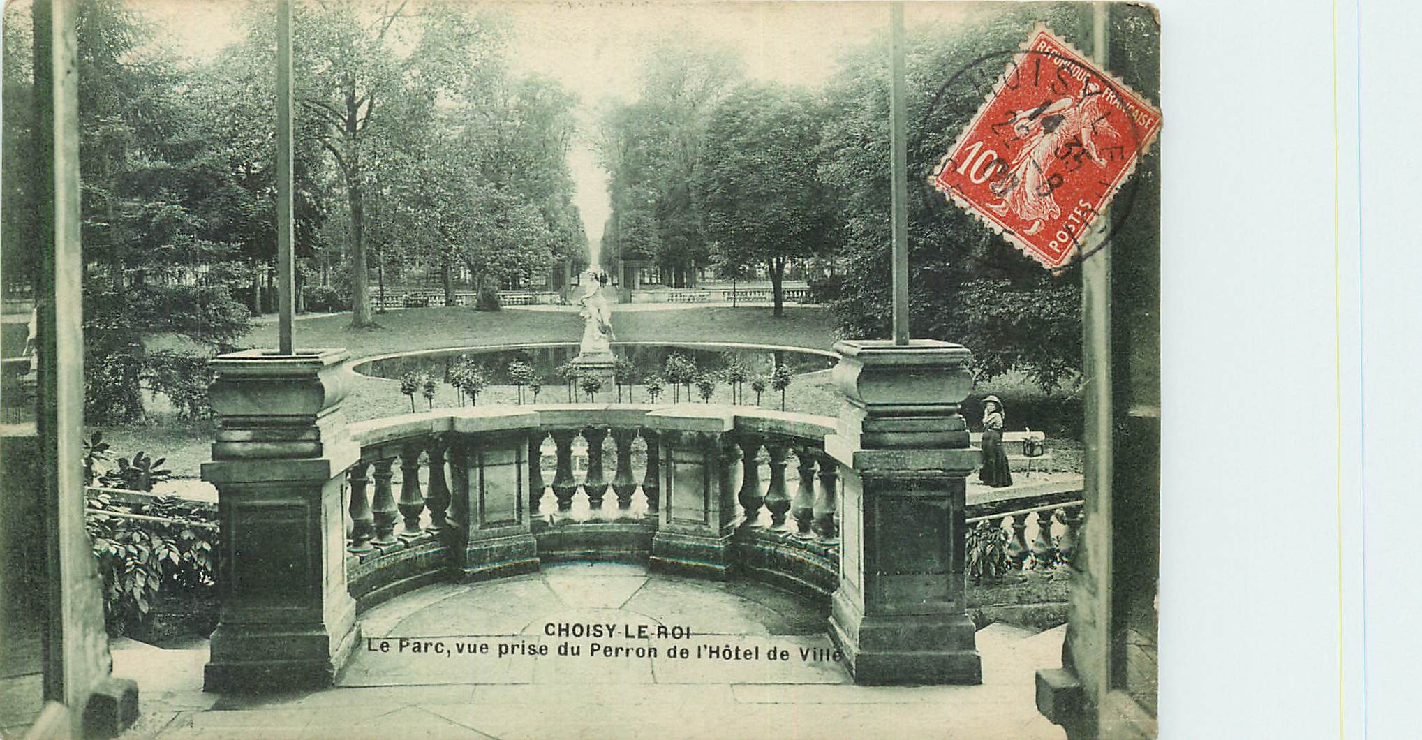 CPA Choisy le Roi Le Parc vue prise du Perron de l'Hotel de Ville