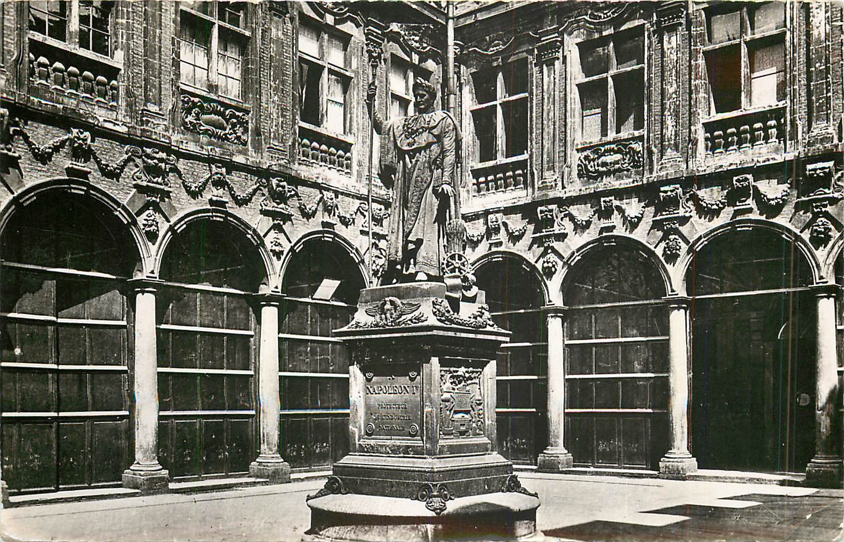 CPA Lille La Cour de la Bourse