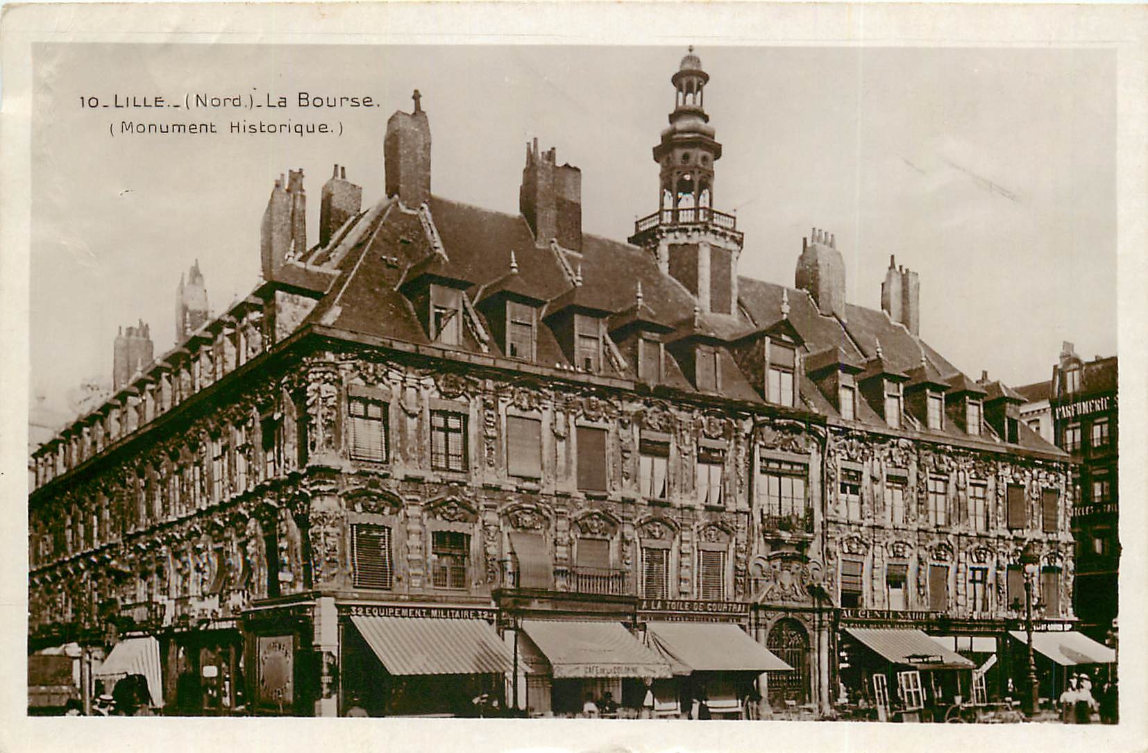 CPA Lille (Nord) La Bourse (Monument Historique)
