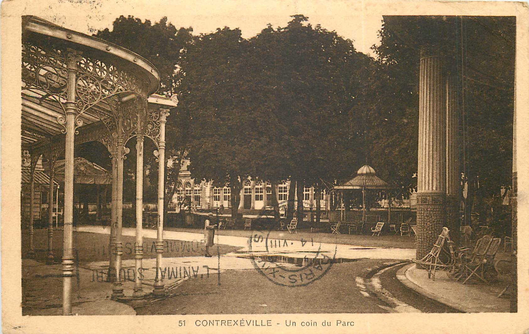 CPA Contrexeville Un coin du Parc