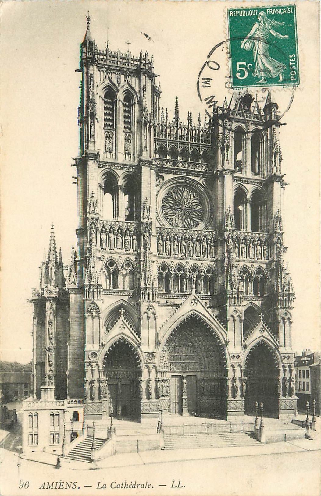 CPA Amiens La Cathedrale