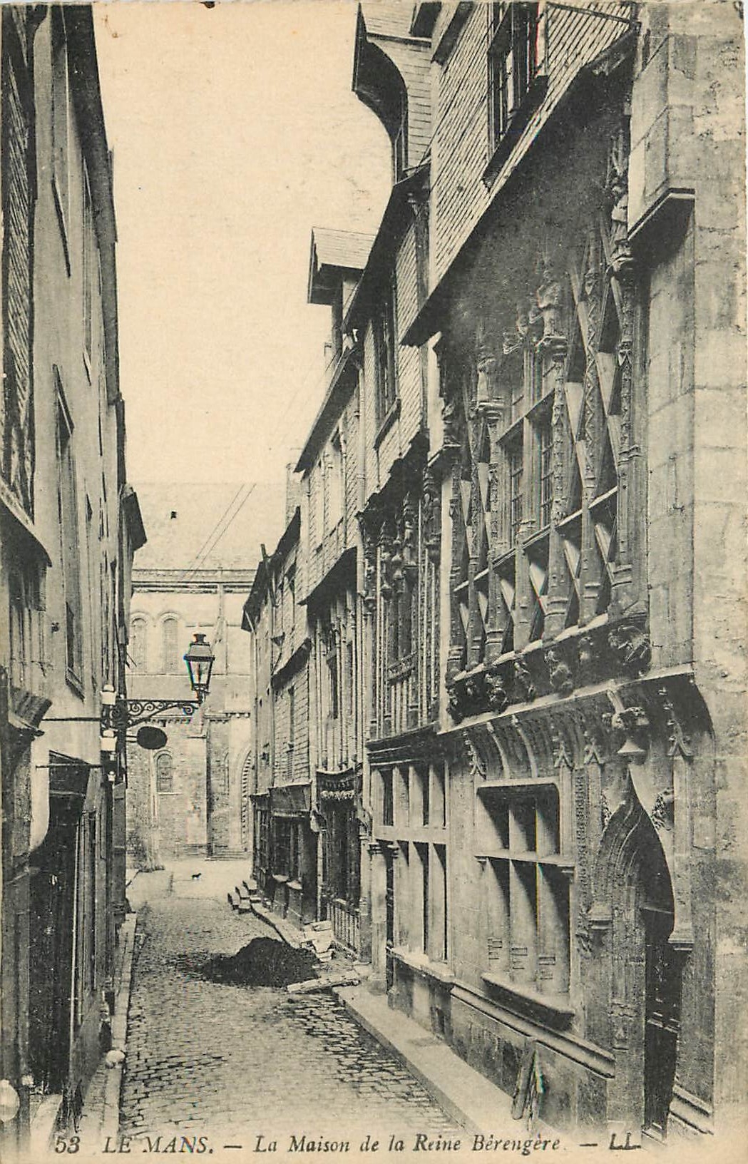 CPA Le Mans La Maison de la Reine Berengere