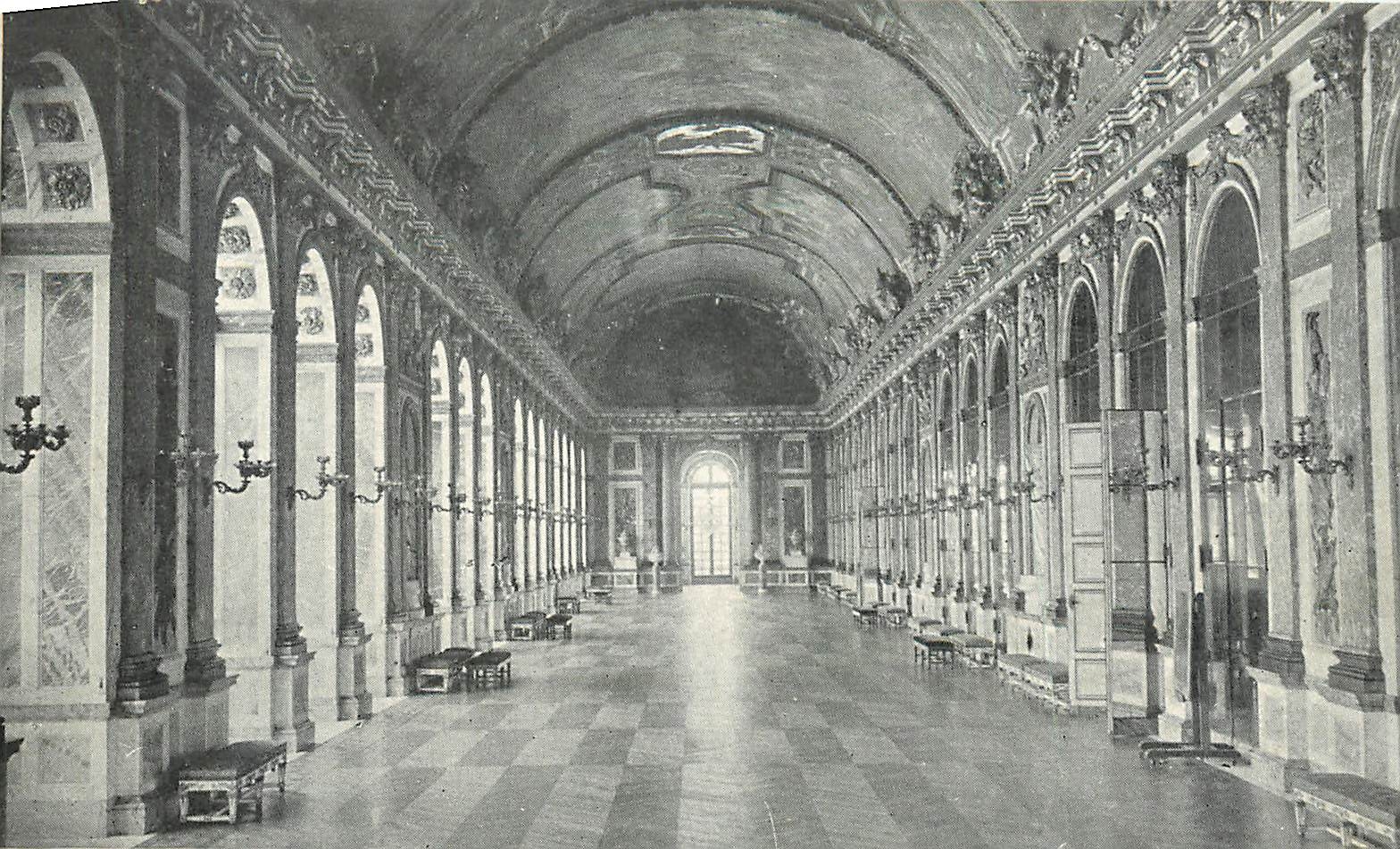 CPA Versailles galerie des glaces