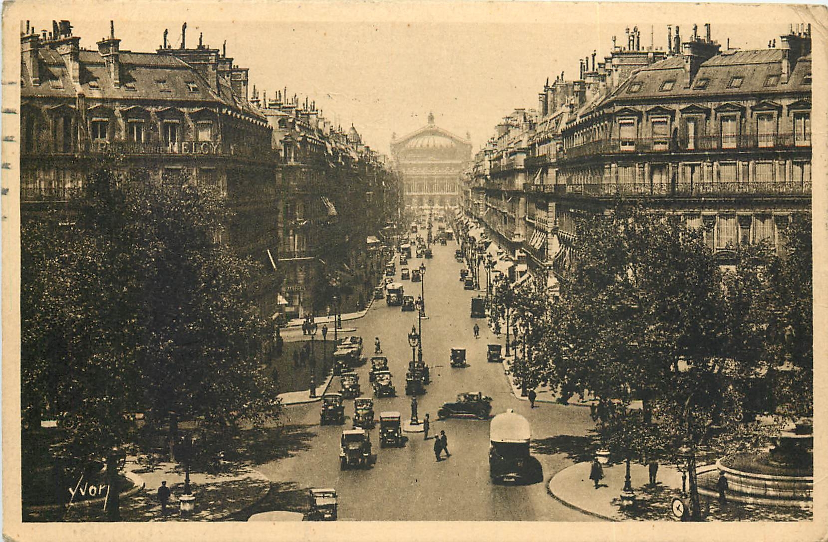 CPA Paris Avenus de L'Opera
