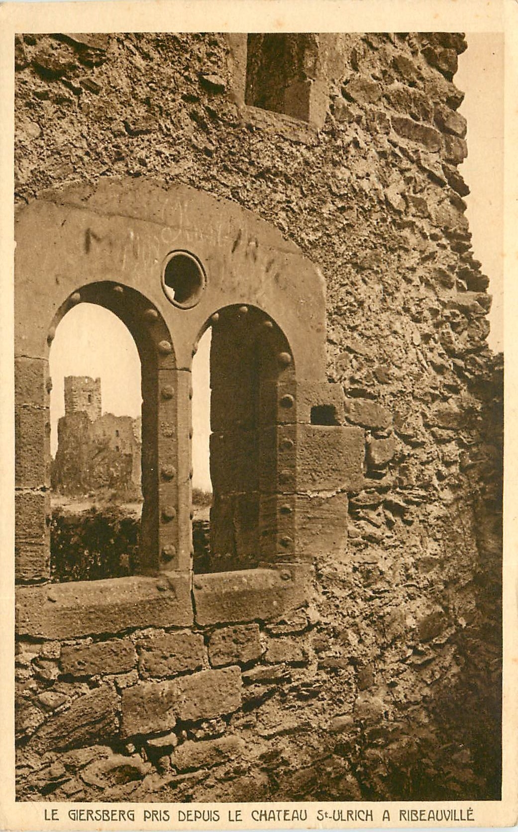 CPA Le Gierberg Pris le chateau St Ulrich a Ribeauville