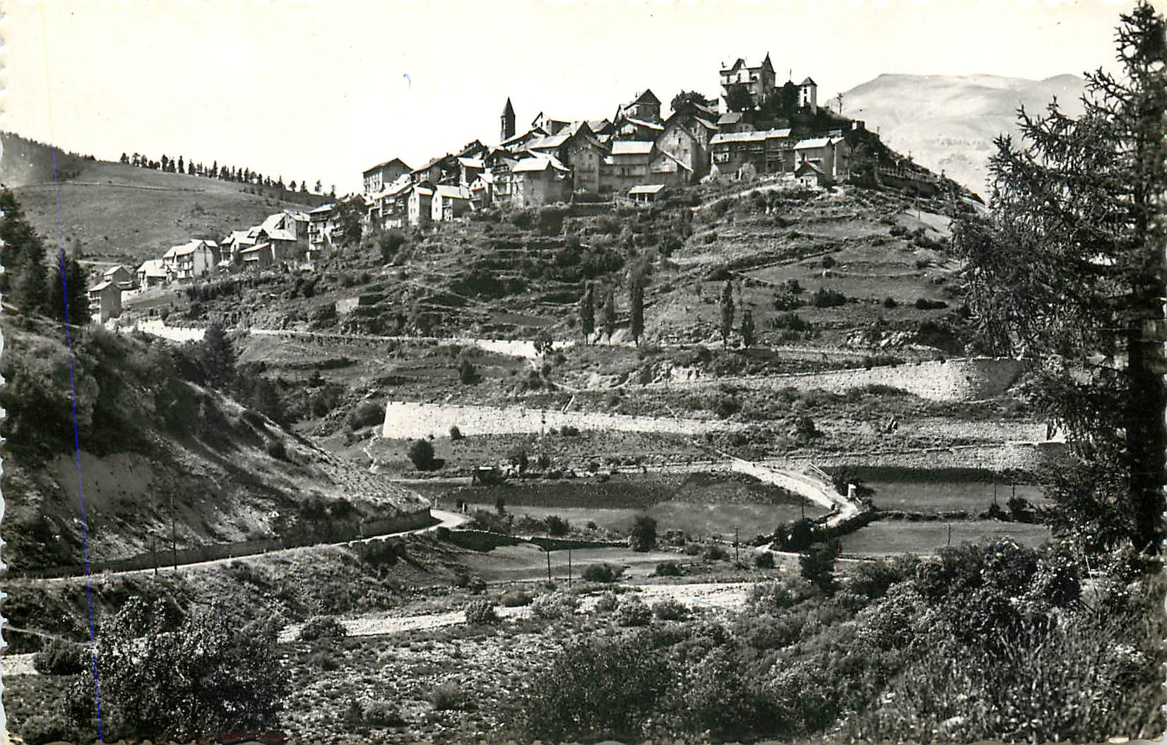 CPA Les Alpes Maritimes Beuil (Alt 1450 m)