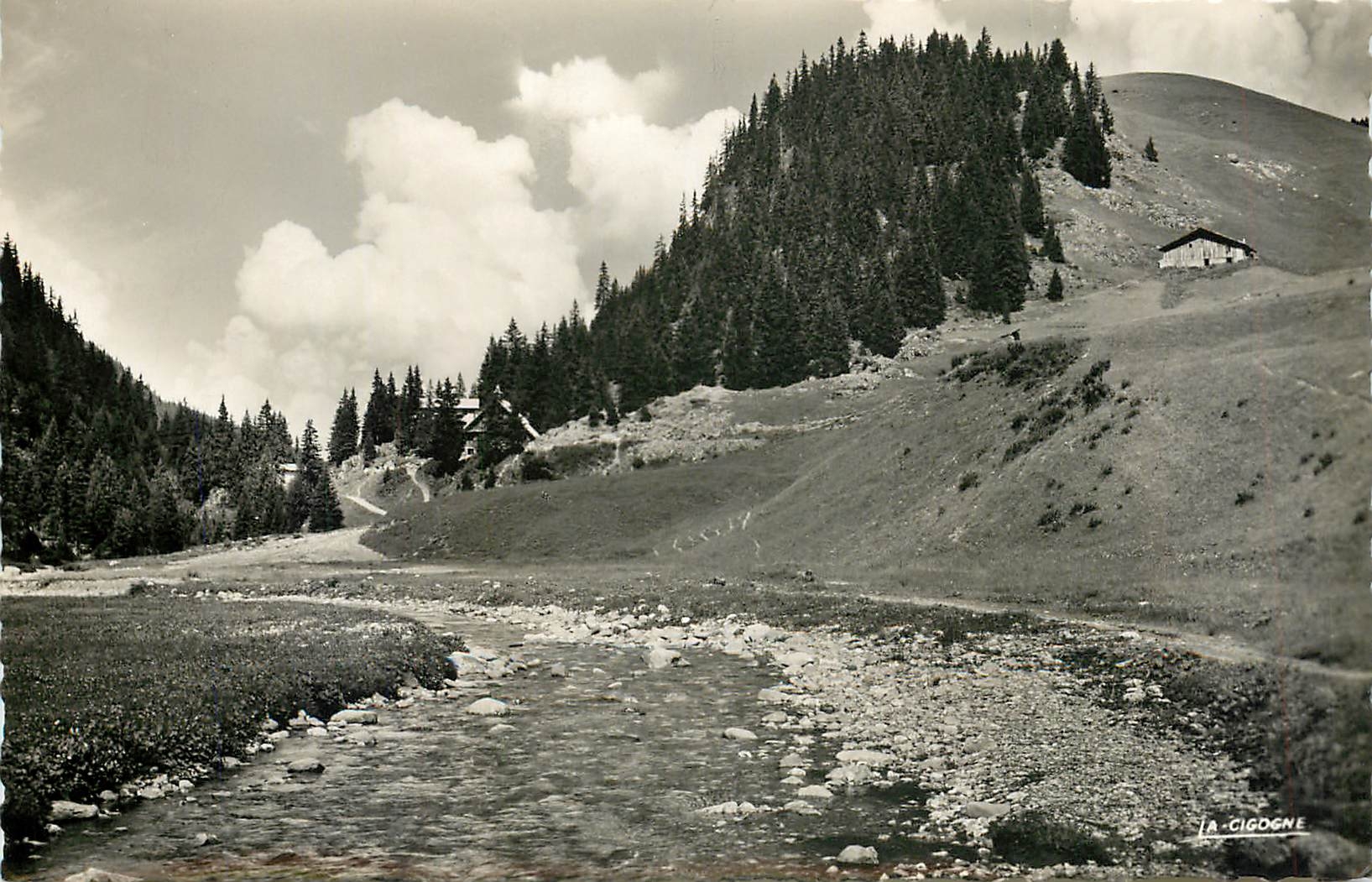 CPA Areches (Savoie) alt 1080 m Le Ponteellamont Vue sur St Geurin