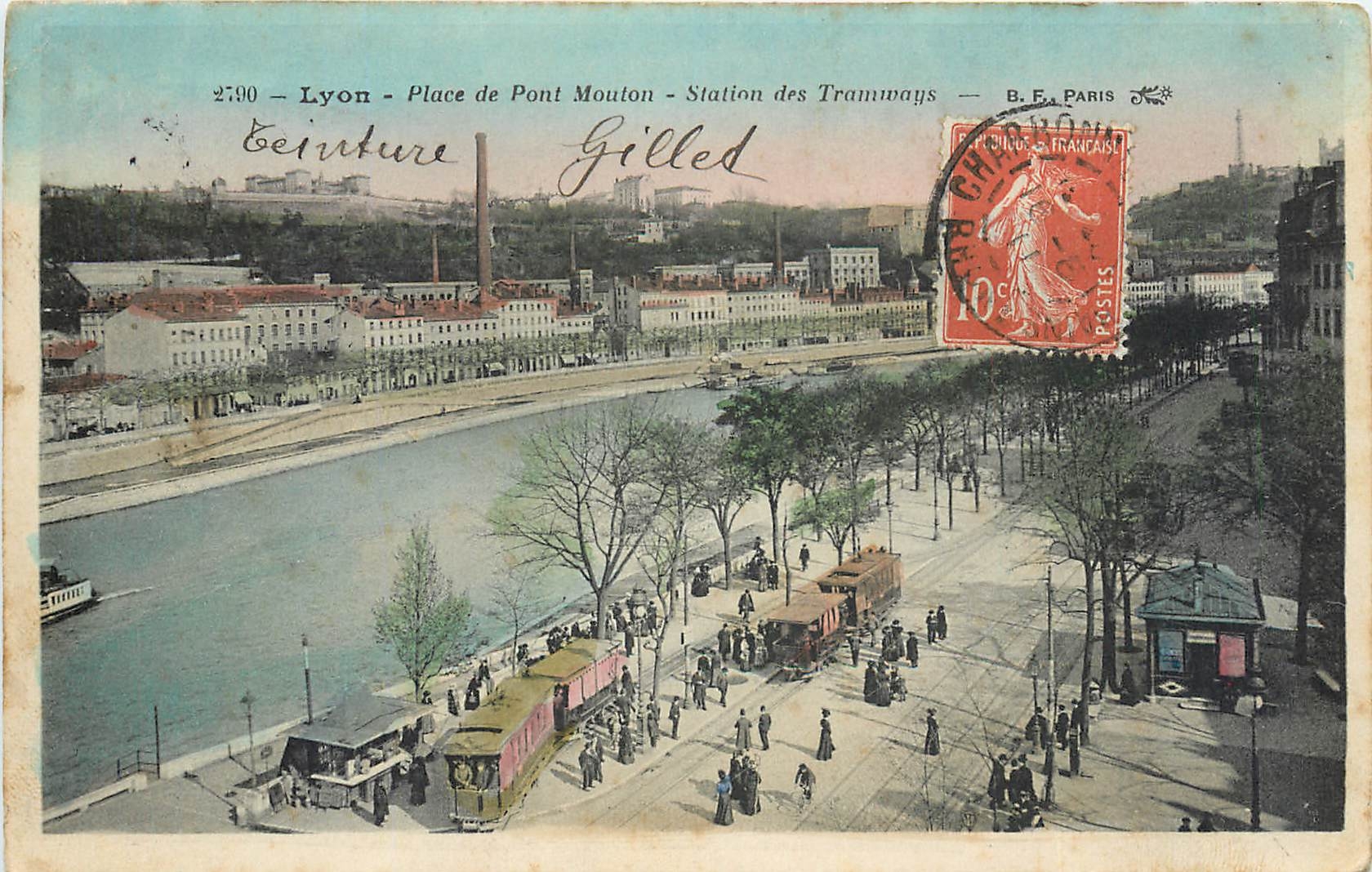 CPA Lyon Place de Pont Mouton Station des Tramways