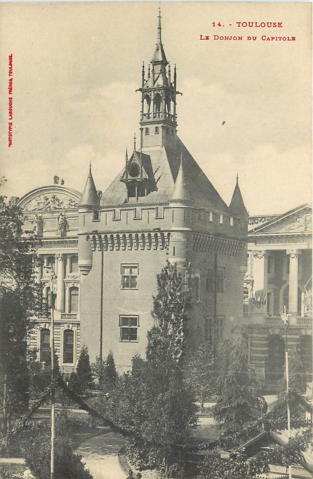 CPA Toulouse Le Donjon du Capitole