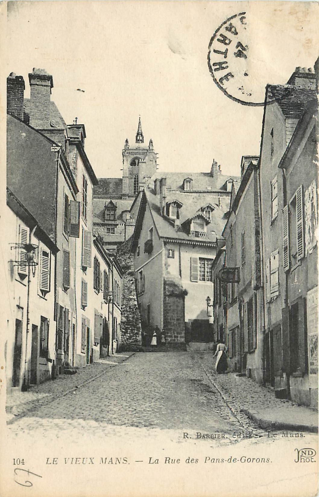CPA Le Vieux Mans La rue des Pans de Gorons