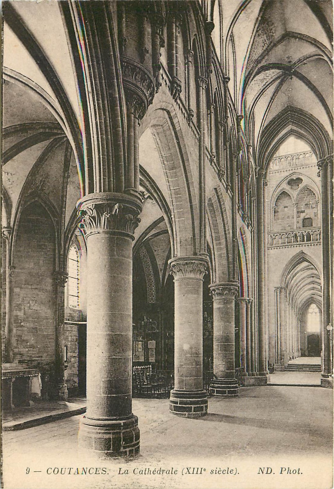 CPA Coutances La Cathedrale (XIIIe s)