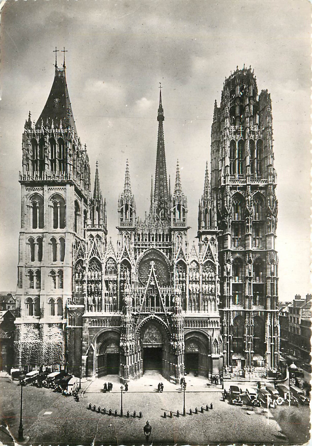 CPSM Rouen (Seine Maritime) La Cathedrale