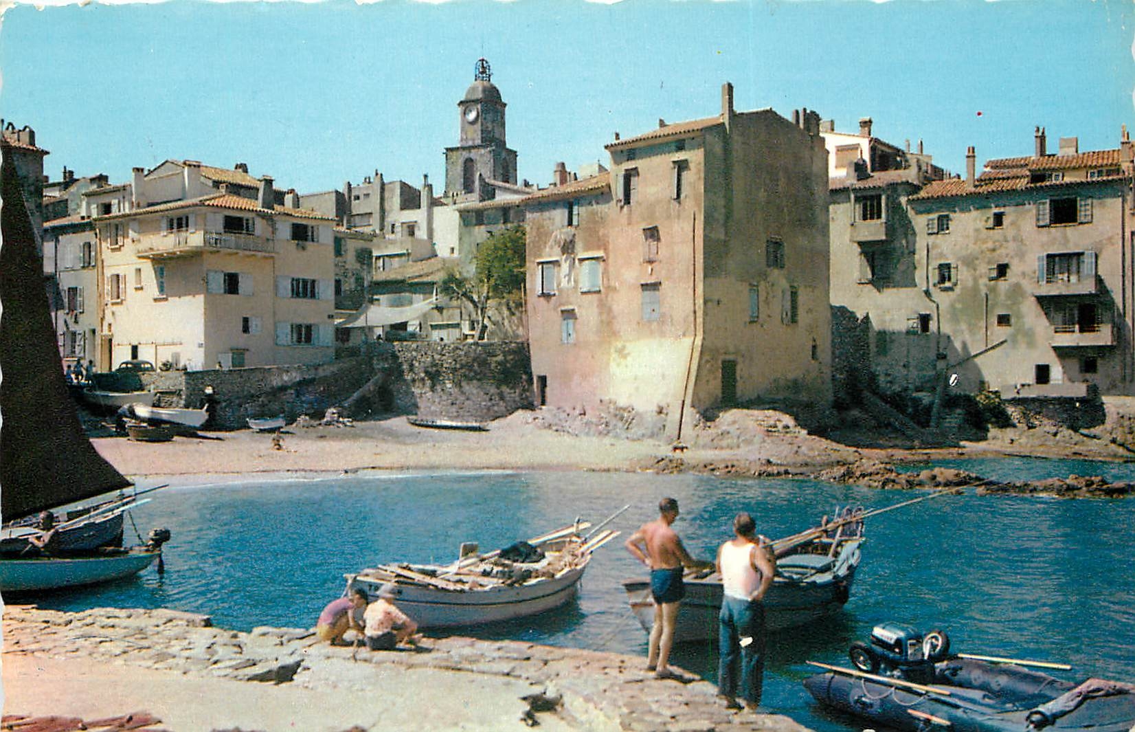 CPSM La Cote des Maures Saint Tropez (Var) Le Port des Pecheurs (La Pouncho)