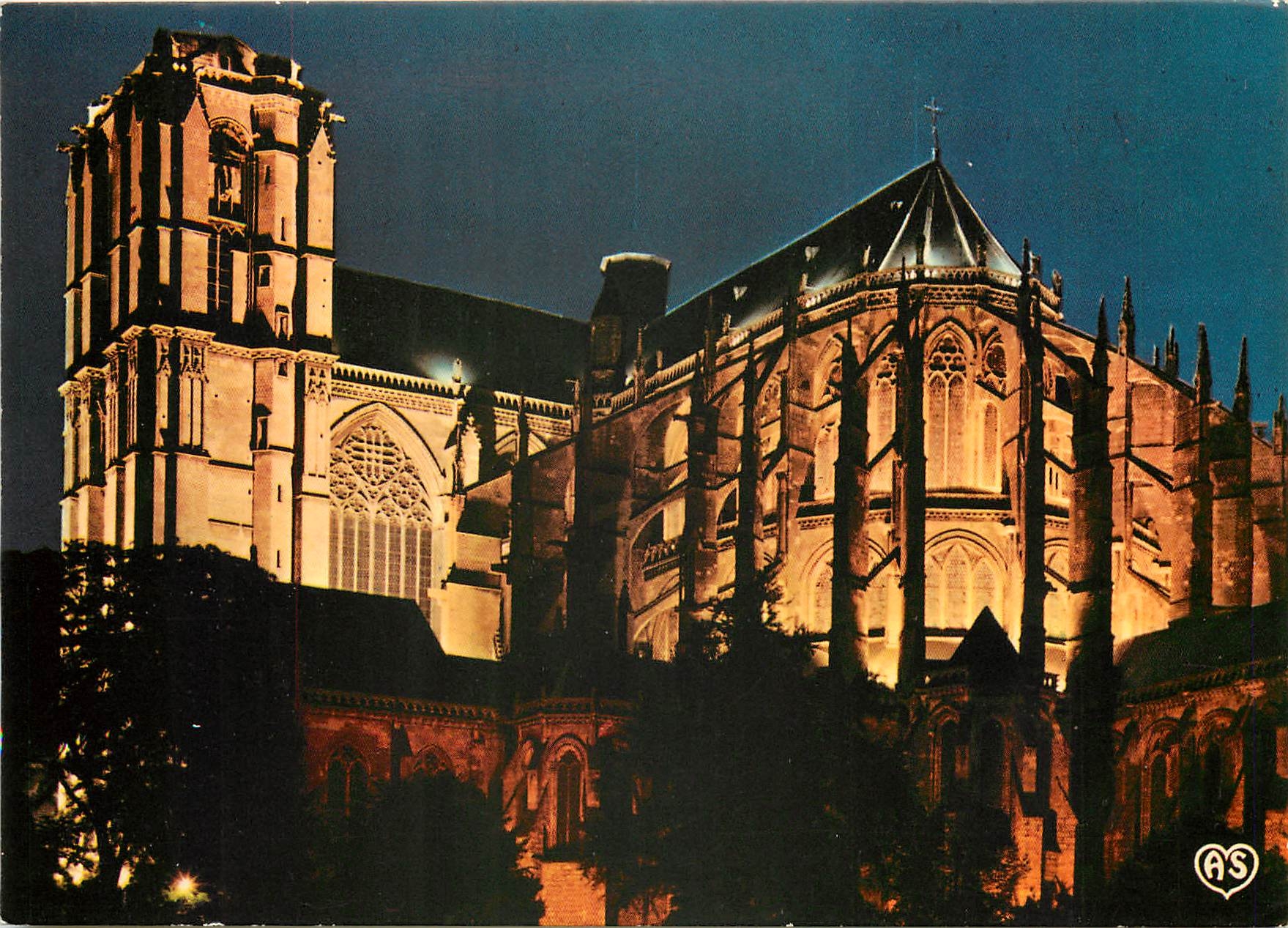 CPSM Le Mans (Sarthe) La Cathedrale illuminee