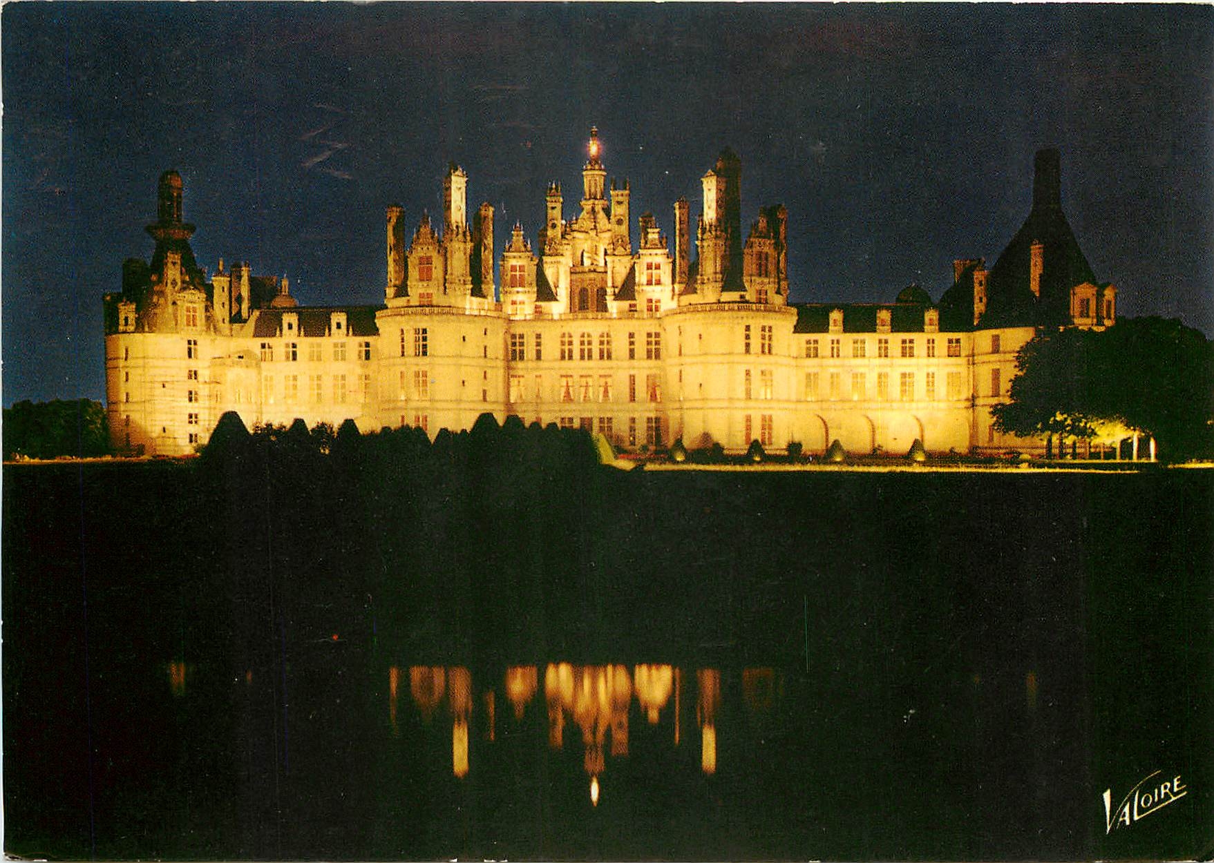 CPSM Chambord (Loir et Cher) Le chateau (XVIe s) illimine et son reflet dans le Cosson