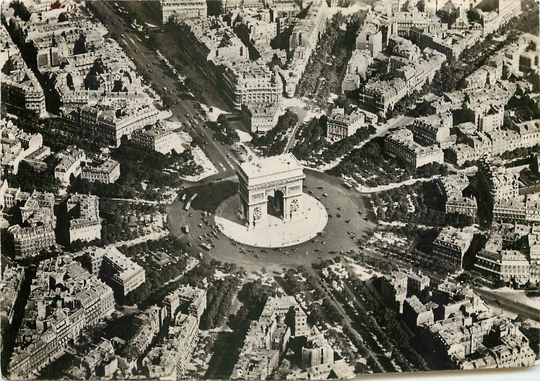 CPSM Paris Place et Arc de Triomphe de l'Etoile