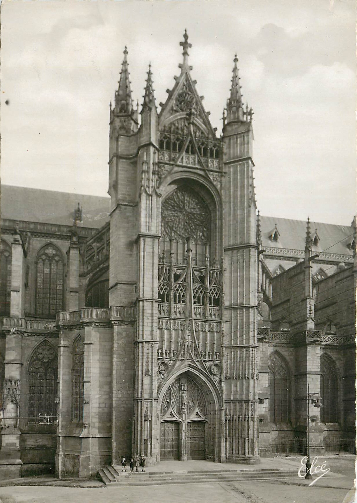 CPSM Limoges (Haute Vienne) La Cathedrale Porte St Jean