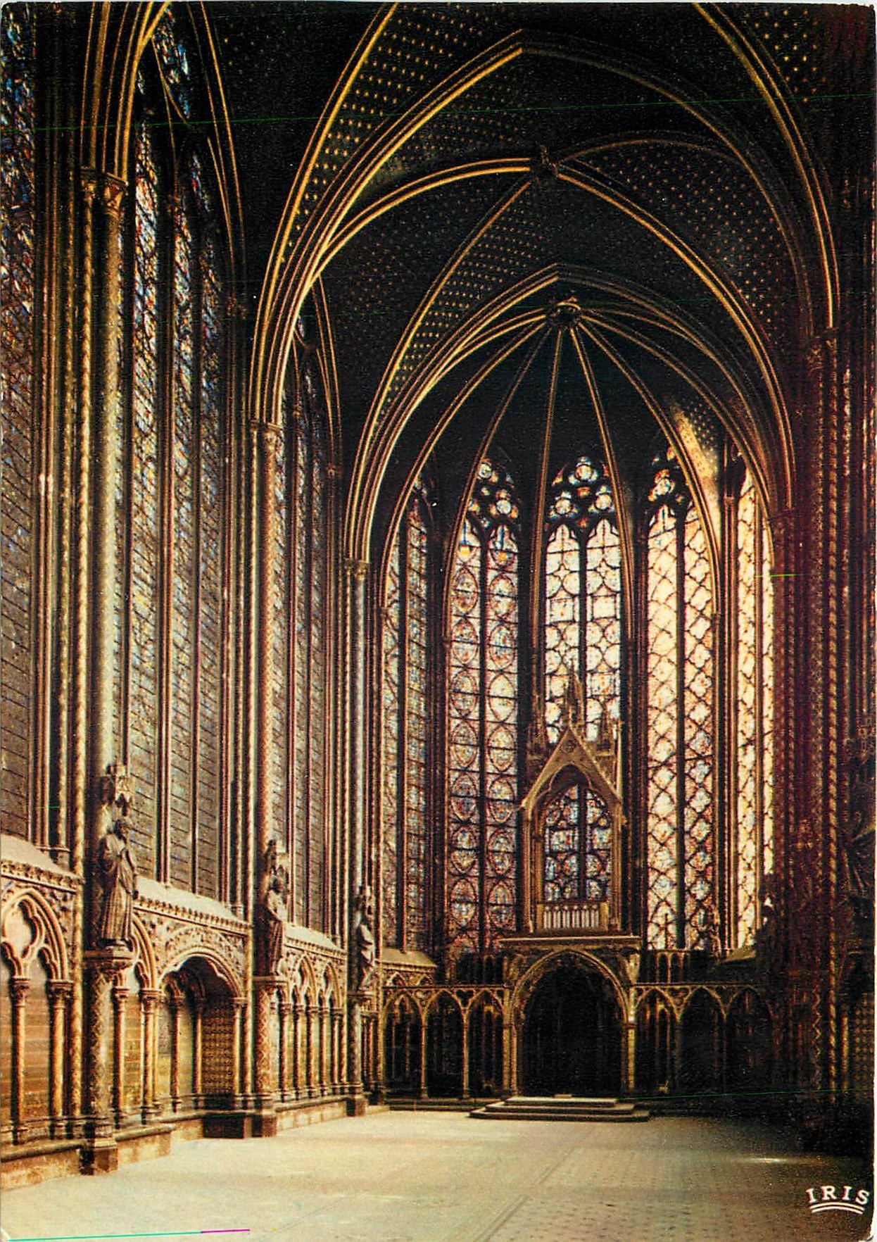 CPSM Paris Interieur de la Sainte Chapelle