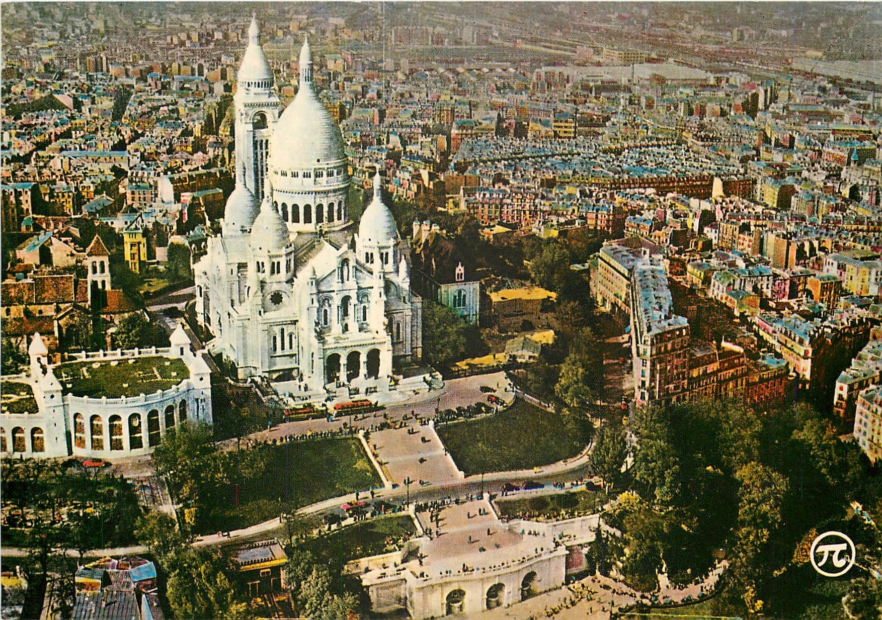 CPSM Paris La basilique du Sacre Coeur du Montmartre (1876 1910) et les jardins