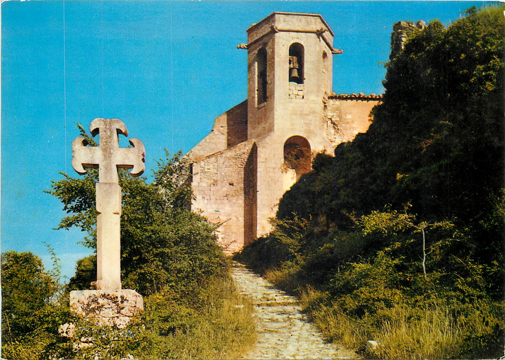 CPSM Paysaged de France Oppede le vieux Vaucluse l'Eglise