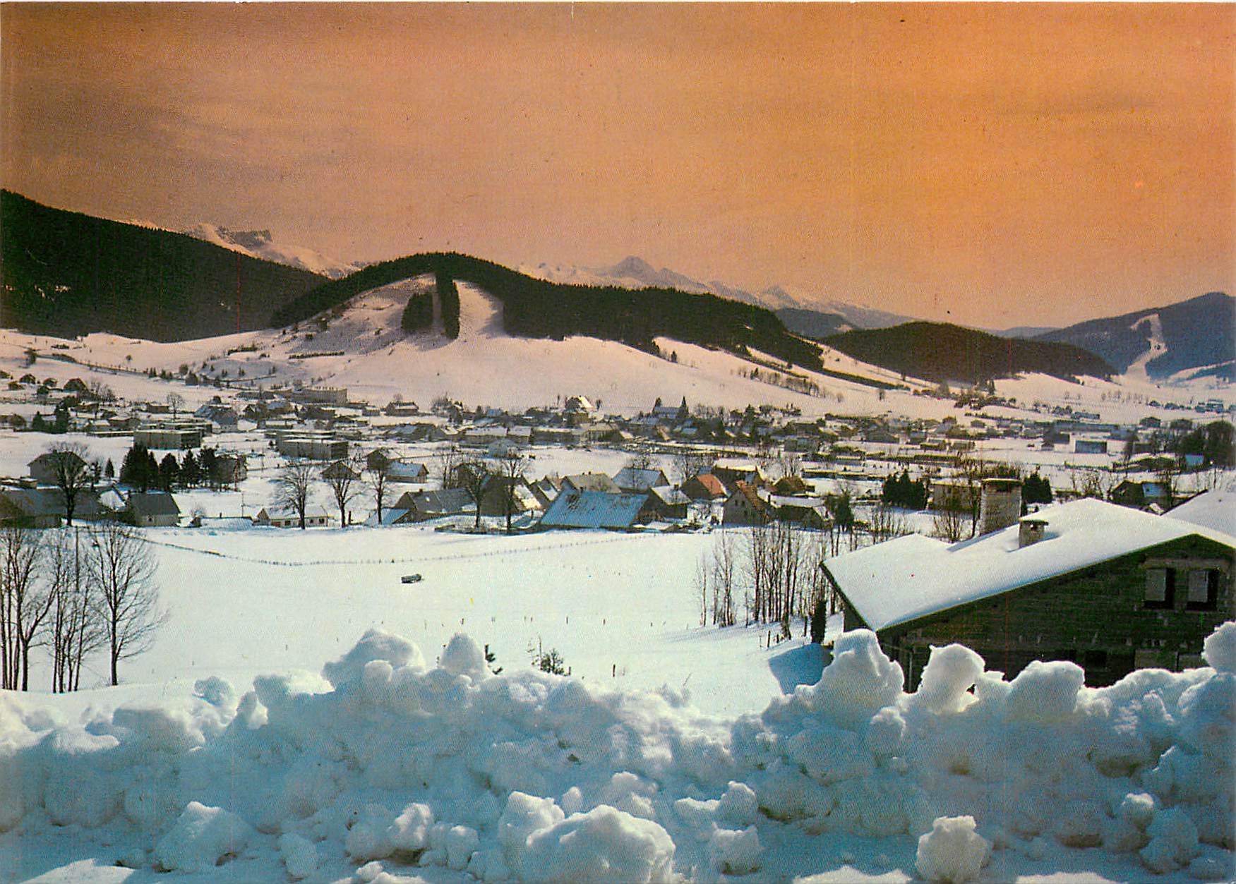 CPSM Autrans Isere Alt 1050 m vue generale