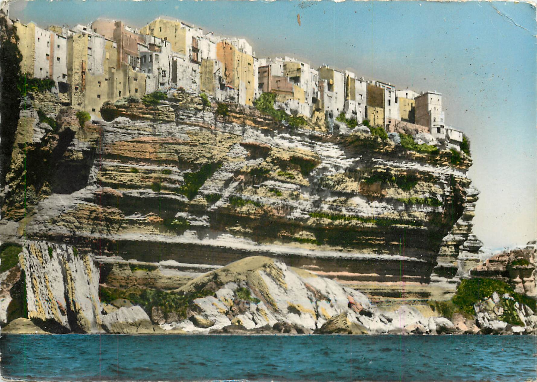 CPSM La Corse Ile de Beaute Bonifacio Les Falaises et la  Vielle Ville
