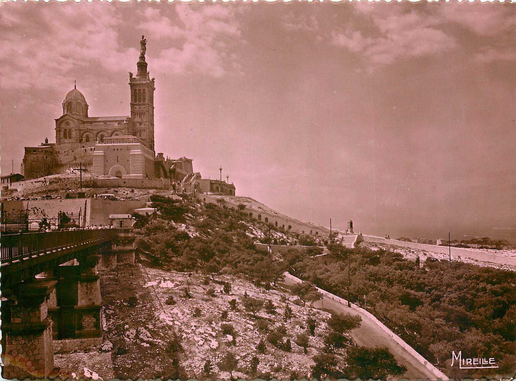 CPSM Marseille N D de la Garde