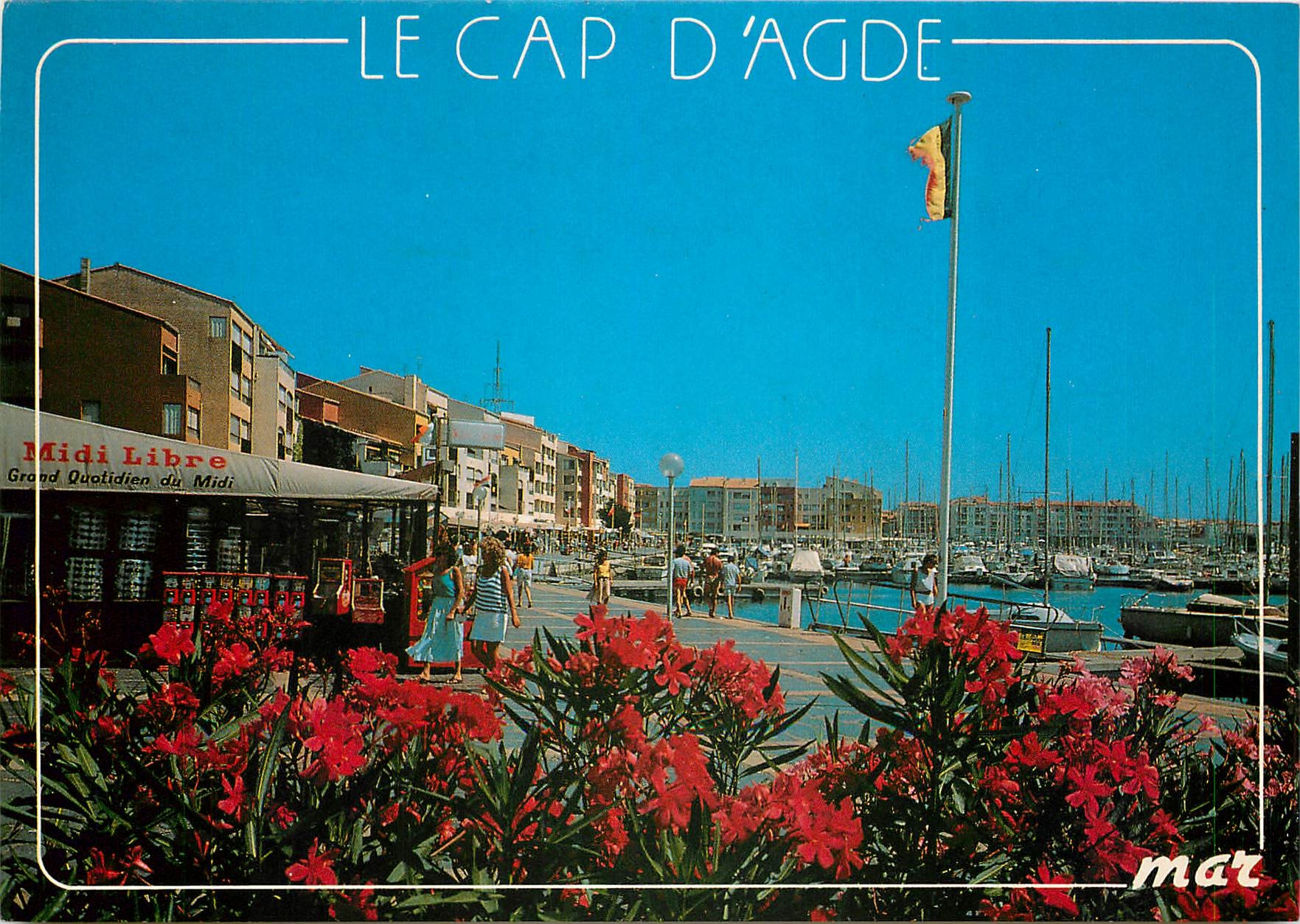 CPSM Agde La ville La Statue d'Agathe le buste de Claude Terrisse
