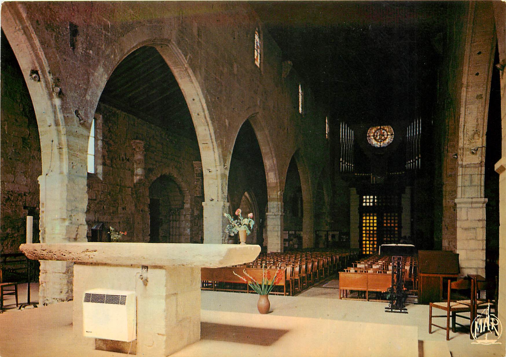 CPSM Aigues Mortes de cette ville Saint Louis Roi de France