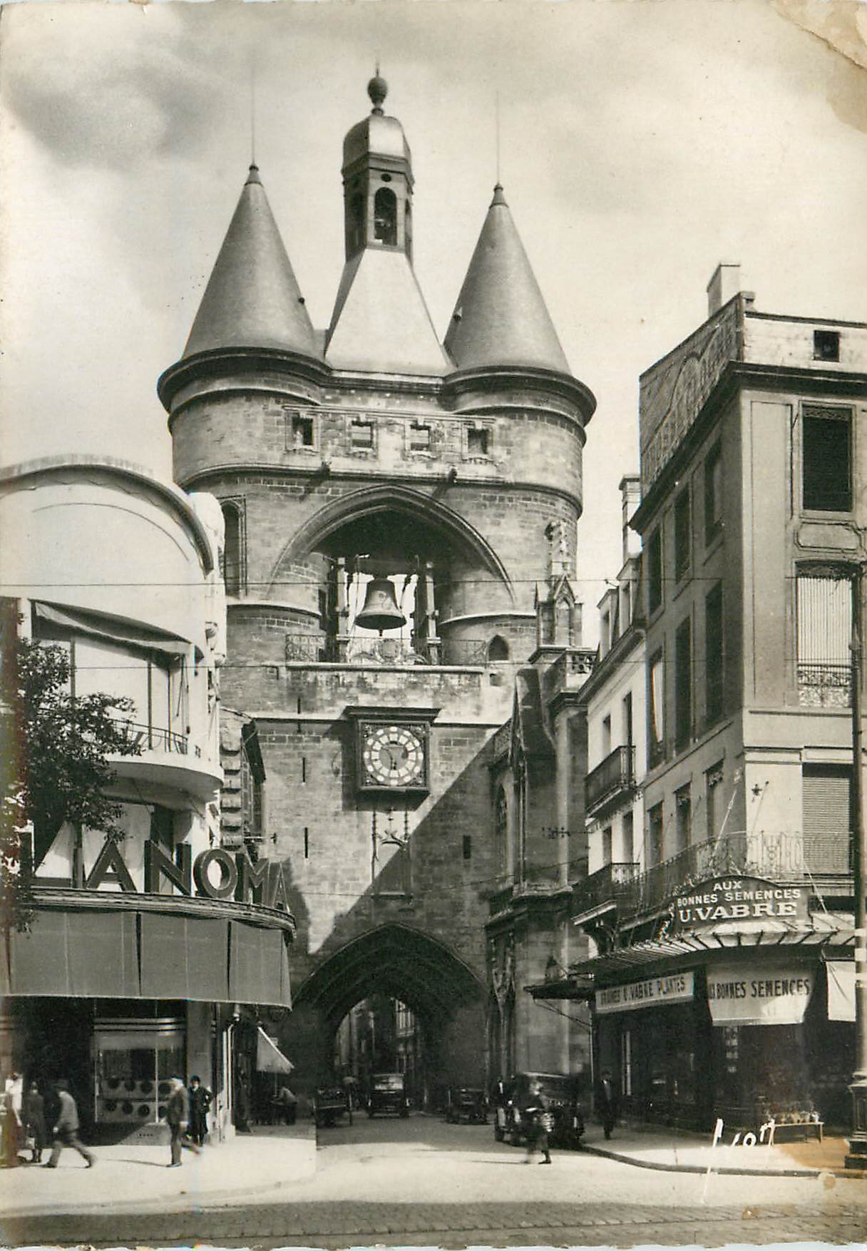CPSM Bordeaux (Gironde) La grasse cloche
