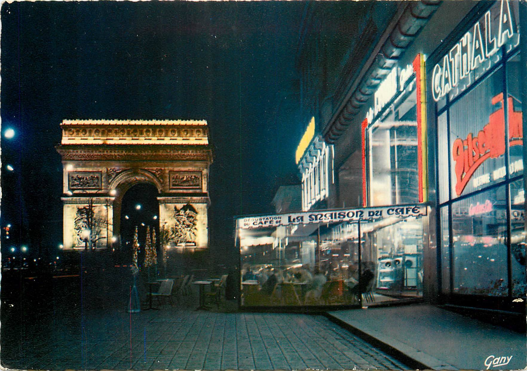 CPSM Paris la nuit l'Arc de Triomphe