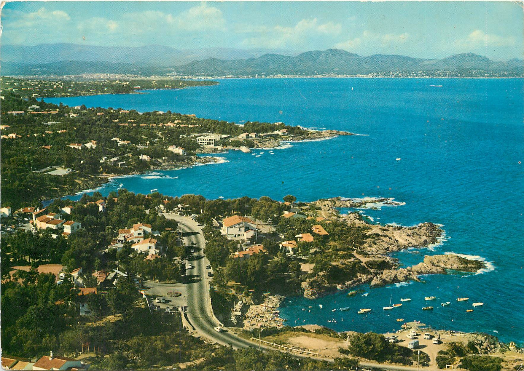 CPSM La Cote d'Azur Les Issambres (Var) le Village Provencal