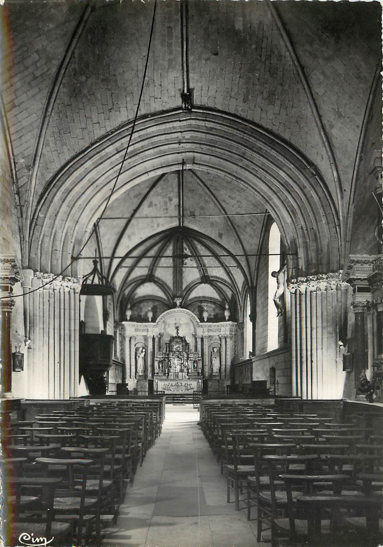 CPSM Fontevrault l'Abbaye (M et L) Eglise St Michel