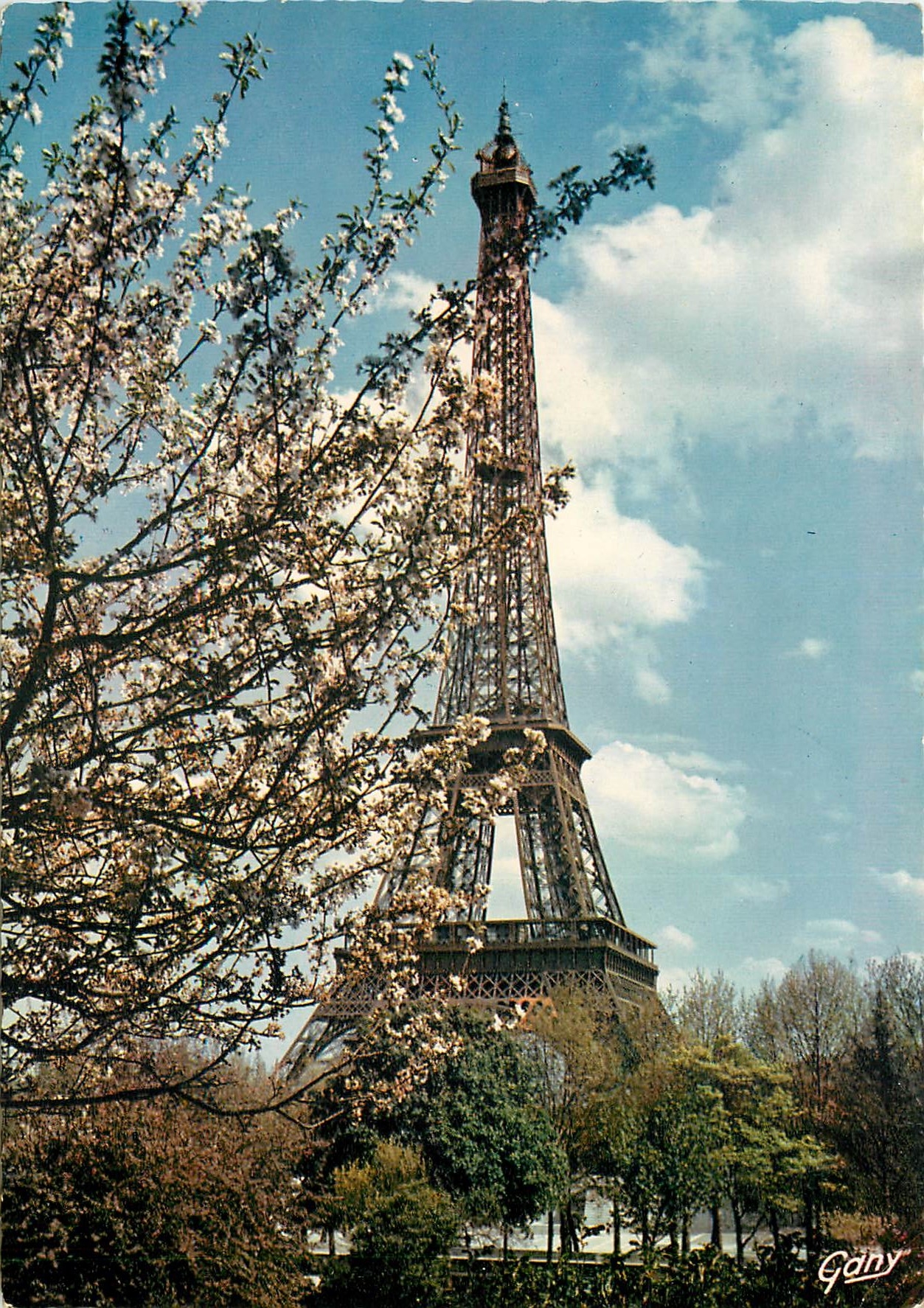 CPSM Paris la Tour Eiffel