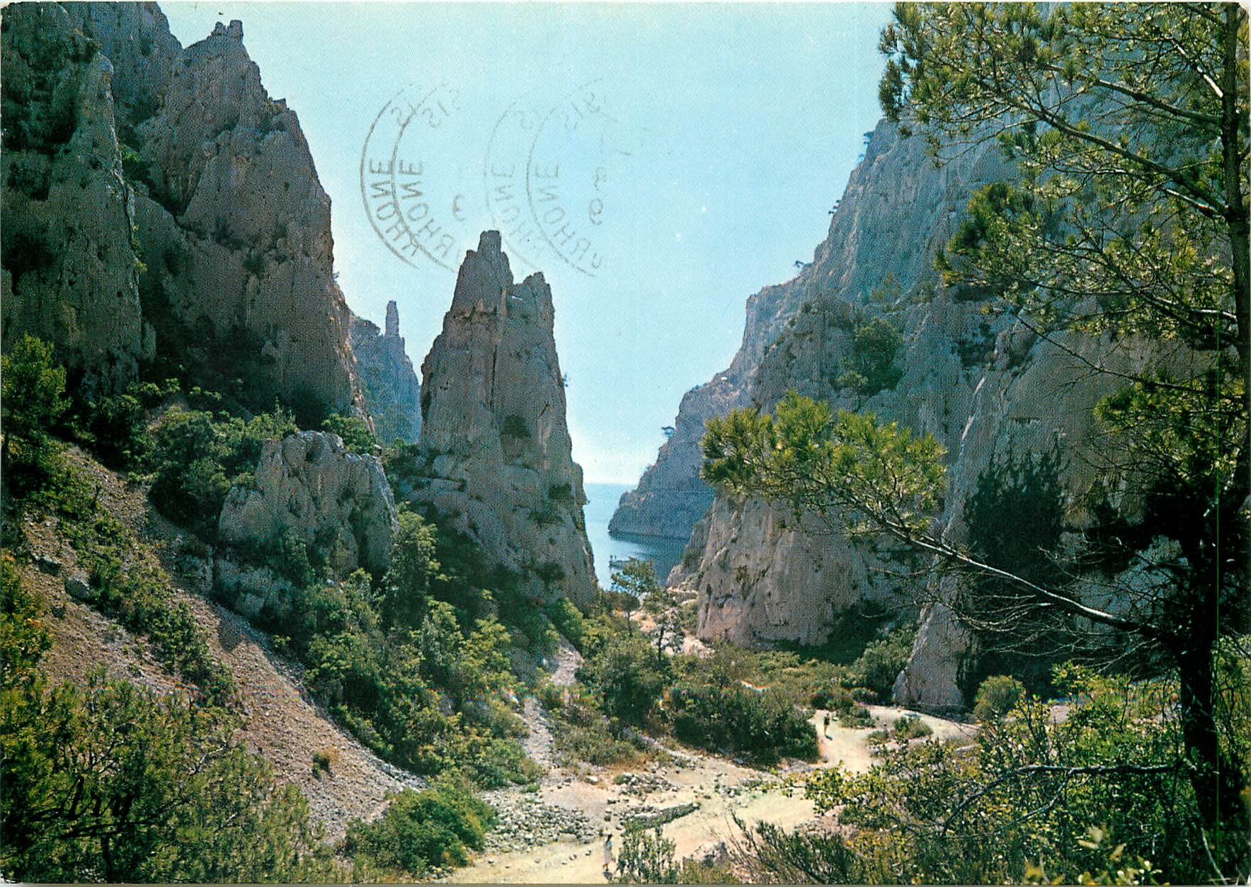 CPSM Nos Belles Calanques Cassis