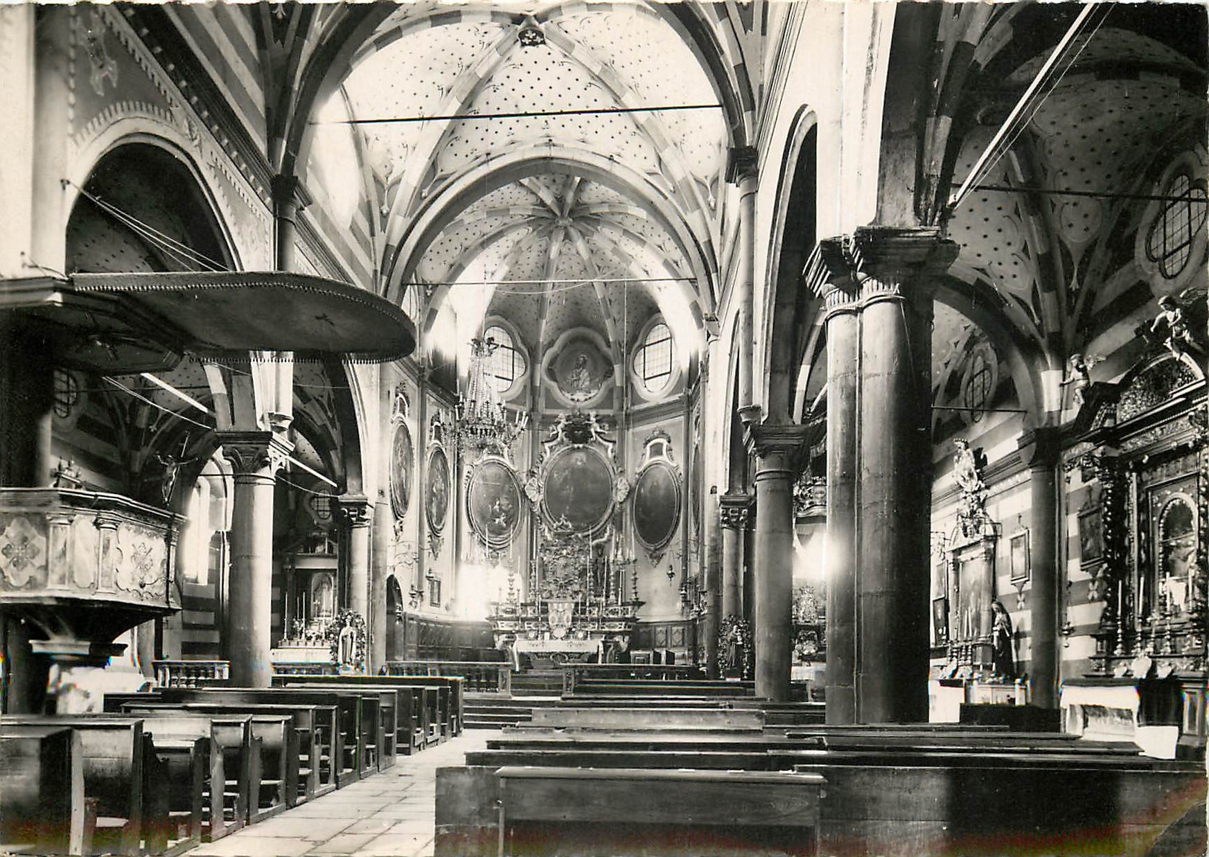 CPSM Les Alpes Mmes Tende (alt 815 m) Interieur de l'Eglise