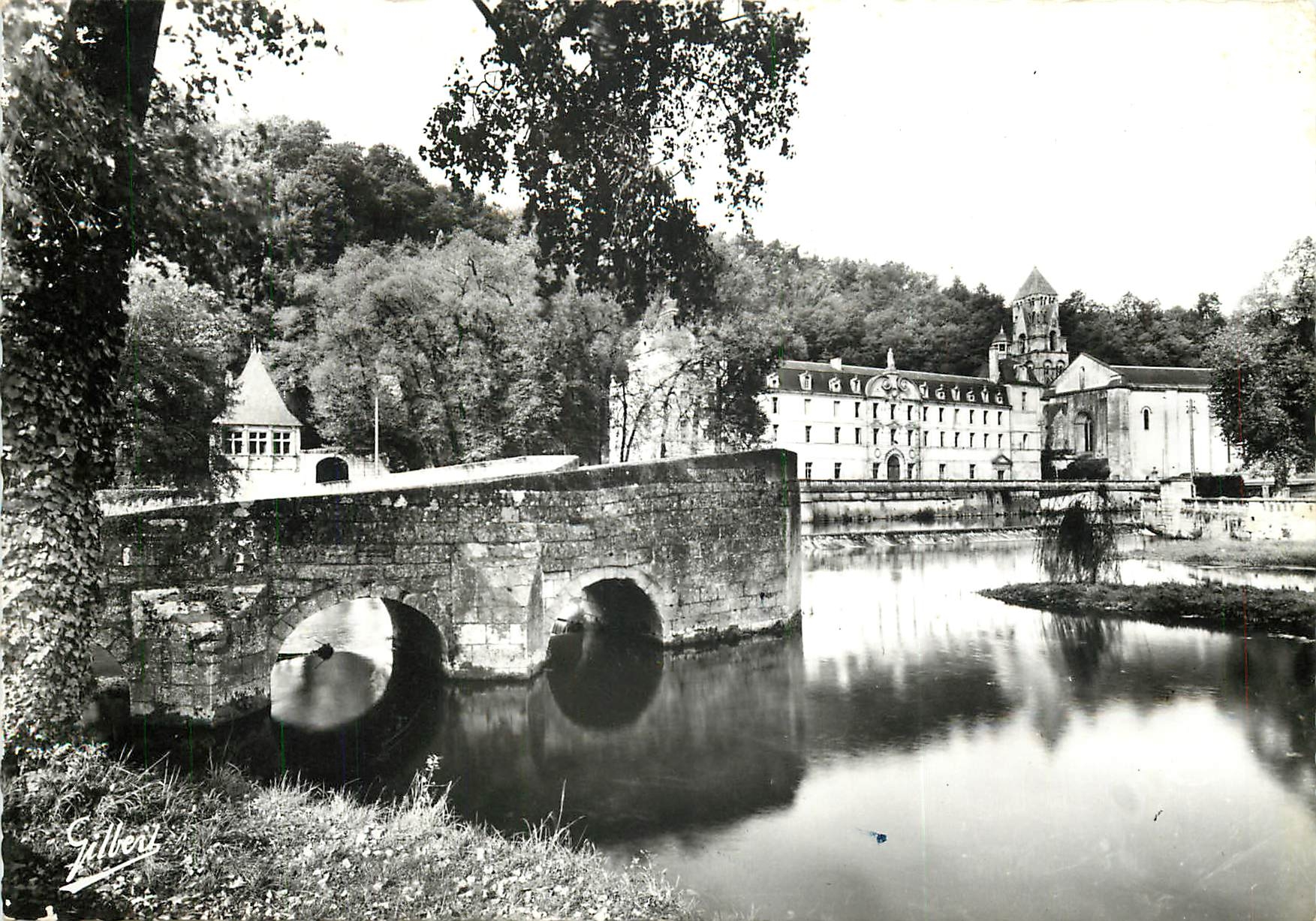 CPSM Brantome en Perigord Pont Coude et Abbaye