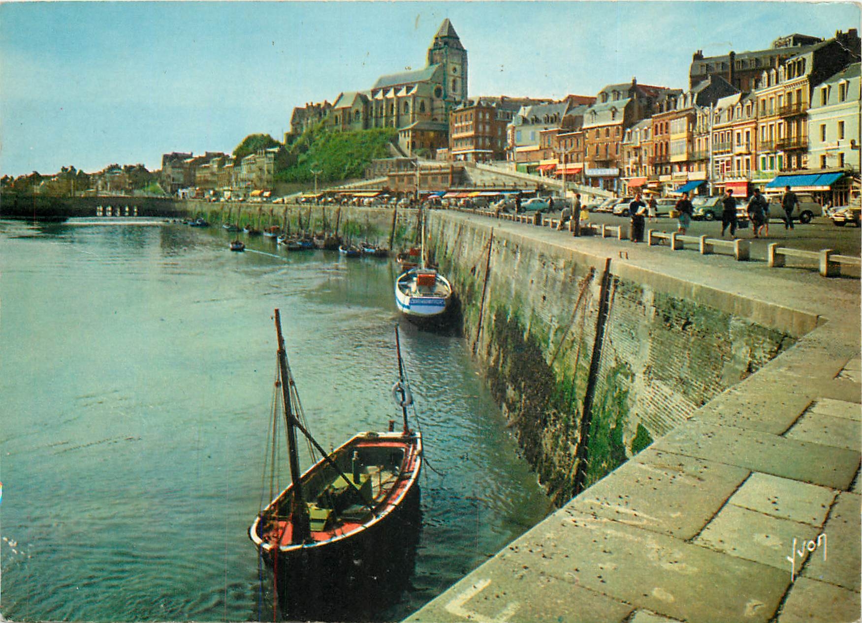 CPSM Le Treport (Seine Mmes) Vue d'ensemble du Quai