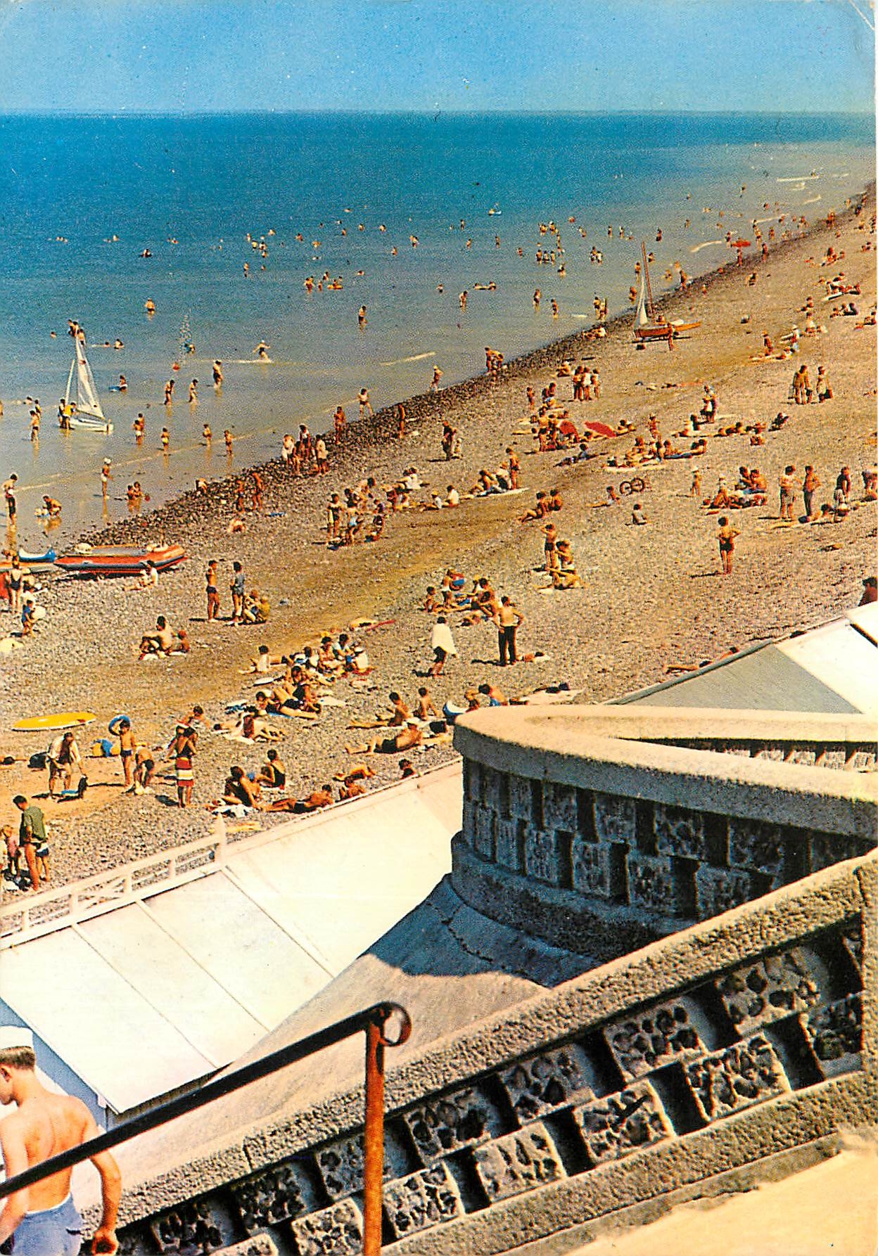CPSM Onival sur Mer (Somme) de la Descente vue de la plage en direction de Cayeux