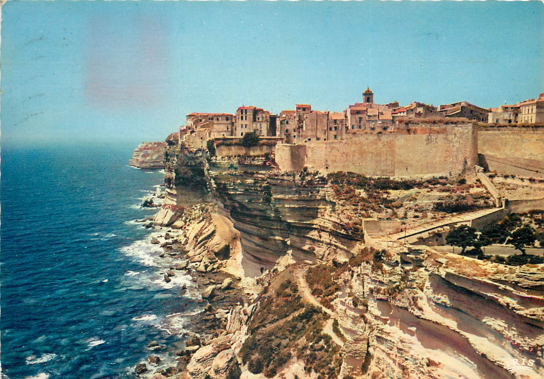 CPSM Bonifacio La haute ville entouree de remparts