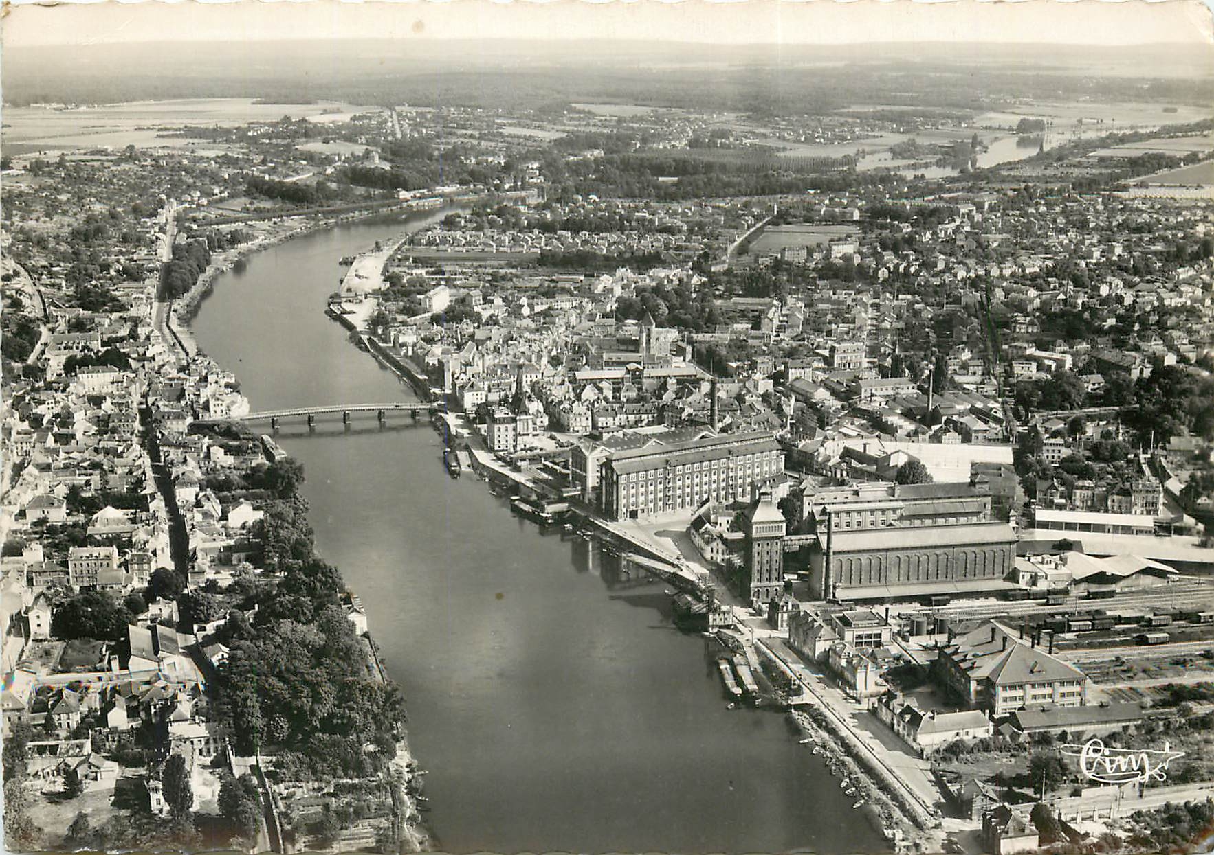 CPSM CORBEIL ESSONNES les grands moulins