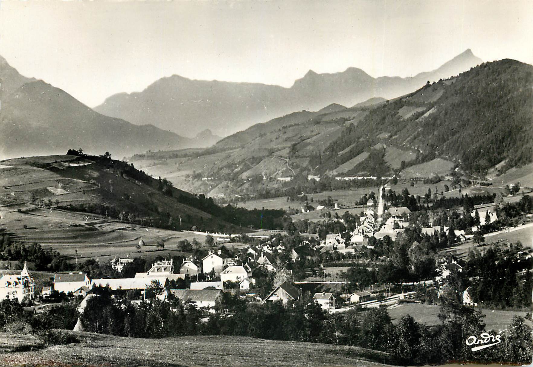 CPSM Monestier de Clermont Vue generale (Isere)