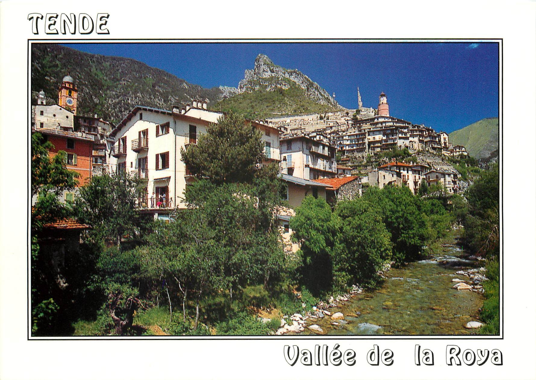 CPSM Tende (Alpes Mmes) alt 850 m Village mediavale perche sur les flancs du rocher St Sauveur