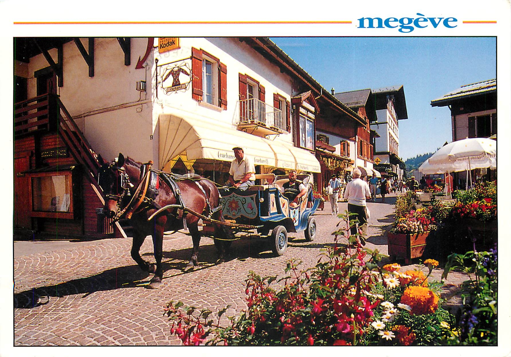 CPSM Megeve (Hte Savoie) Promenade en traineau dans le Village