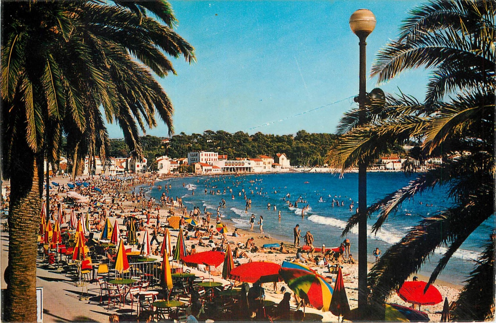 CPSM Les Sablettes la plage