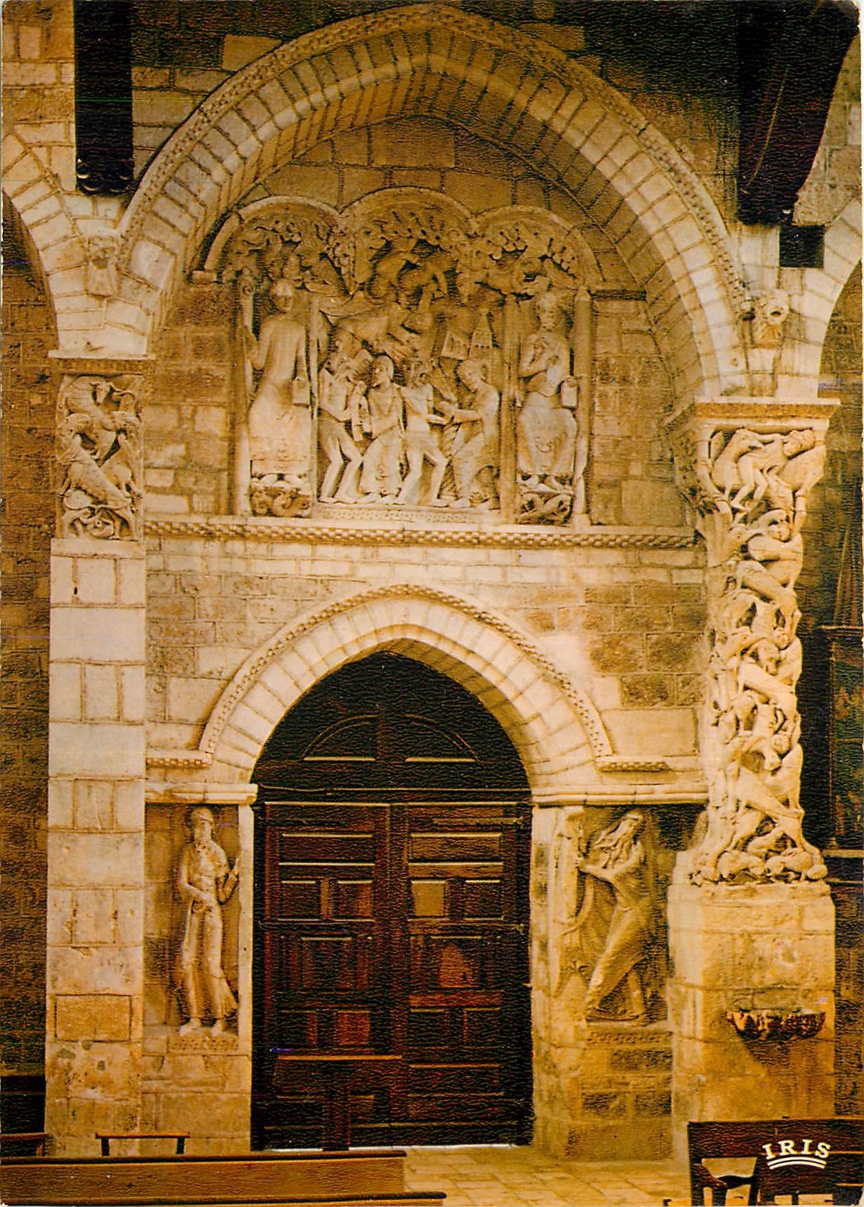 CPSM Souillac( Lot) Eglise abbatiale XIIe s Portail interieur